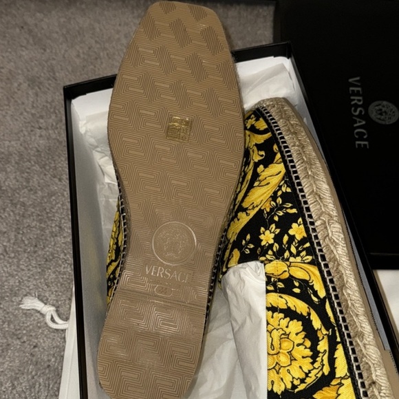 Men’s Versace Espadrilles Shoes size 43.5 and 44 - Picture 3 of 5